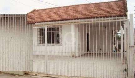 Casa para Venda - 150m², 3 dormitórios, 2 vagas - Glória
