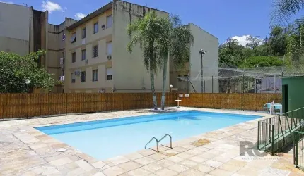Apartamento com 02 quartos e 01 vaga escriturada e coberta, na Av. Antônio de Carvalho