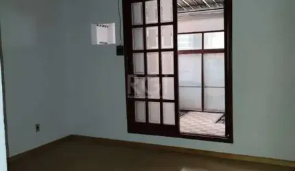 Casa para Venda - 98m², 2 dormitórios, 2 vagas - Alto Petrópolis