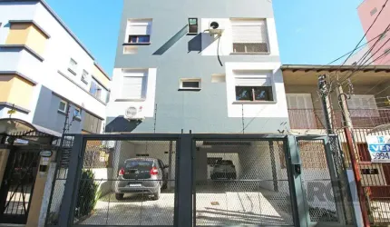 Apartamento de 2 dormitórios e 1 vaga de garagem no bairro Santana em Porto Alegre