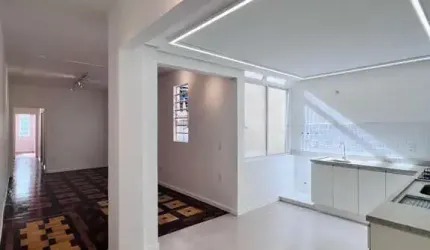 Apartamento 03 dormitórios Centro.
