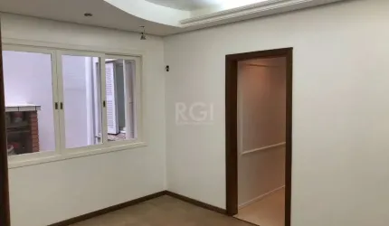 Apartamento para Venda - 77m², 3 dormitórios, Petrópolis