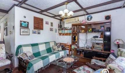 Casa para Venda - 93m², 4 dormitórios, sendo 1 suites, 4 vagas - Jardim Leopoldina