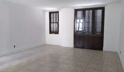 Casa para Venda - 124.36m², 3 dormitórios, sendo 2 suites, Santana