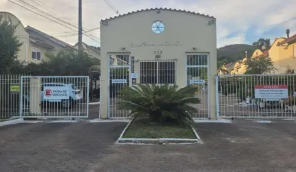 Casa em Condomínio em Hípica