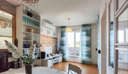 Apartamento para Venda - 79.47m², 3 dormitórios, 1 vaga - Medianeira, Porto Alegre