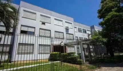 ÓTIMO APARTAMENTO COM UM DORMITÓRIO, BAIRRO MORRO SANTANA