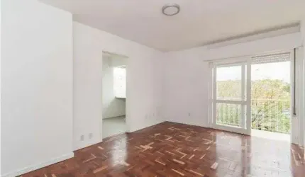 Apartamento com 1 dormitório, sacada e 1 vaga coberta — 48 m² - Passo d’Areia