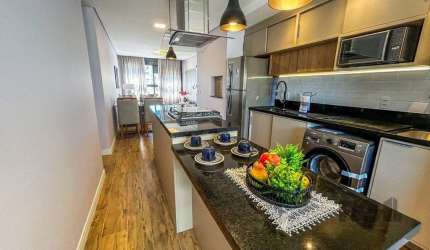 Apartamento com 2 dormitórios, sendo 1 uma suíte, com 69m² no bairro Cristal em Porto Alegre