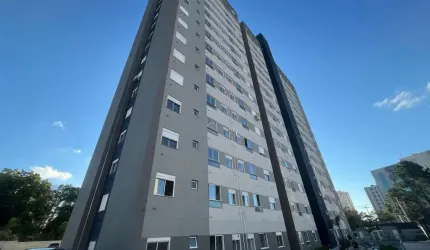 Apartamento de 2 quartos e 1 vaga de garagem no bairro Morro Santana em POA