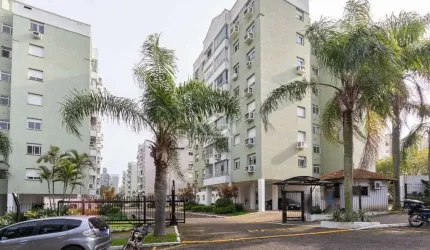 Apartamento no Cristal de 2 dormitórios vaga e infra