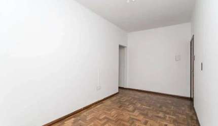 Apartamento 02 dormitórios térreo no Bairro Rio Branco