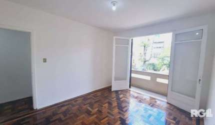 Apartamento com 3 dormitórios, no bairro Petrópolis, em Porto Alegra, RS