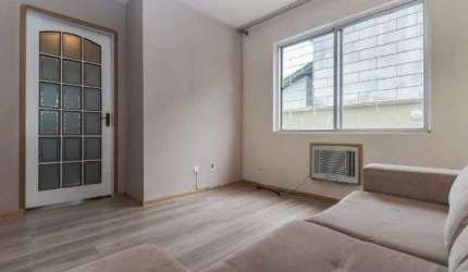 Apartamento na Medianeira de 3 dormitórios e vaga