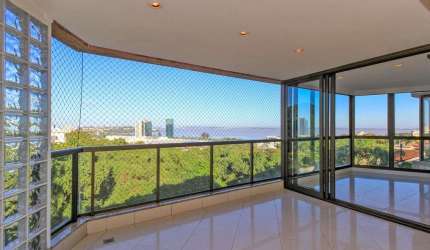 Apartamento alto padrão , 3 suítes, 3 vagas garagem, depósito, bairro Cristal