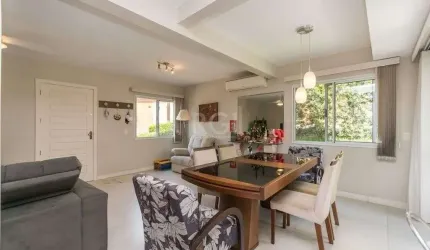 Casa Condominio para Venda - 178,00 m², 3 dormitórios, sendo 2 suites, 2 vagas - Alto Petrópolis