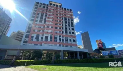 APTO 2 DORM MOBILIADO COM GAR. ED. PORT.ELEV. - CENTRO HISTÓRICO