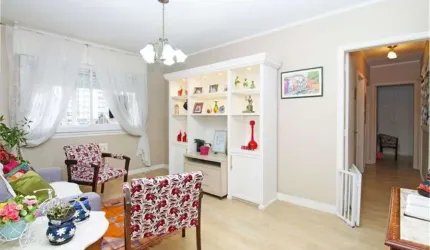 Apartamento em Menino Deus