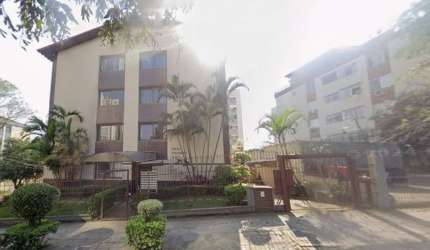 Apartamento no bairro Vila Ipiranga de 2 dormitórios e vaga