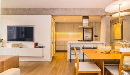 Apartamento com 2 quartos (1 suíte) e 2 vagas de garagem no Bairro Mont Serrat.