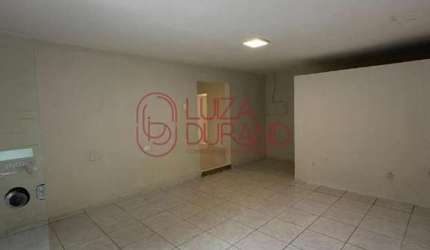 Cordeiro Casa 4 Quartos 3 Suítes 4 Vagas próximo a Av. Caxangá