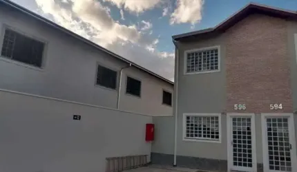 Casa com 2 dormitórios à venda