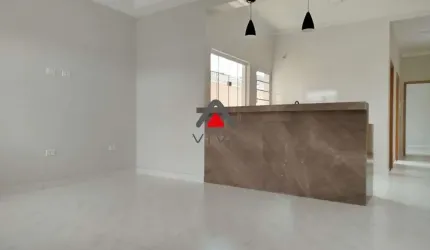Linda casa nova no Parque Real de 2 quartos com suíte!