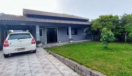 Casa com 2 dormitórios à venda por R$ 530.000,00 - Centro - Imbé/RS