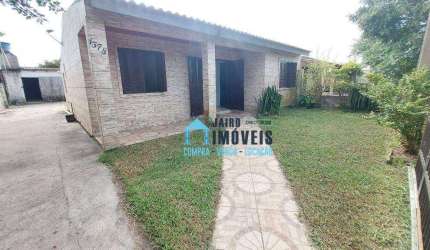 Casa ampla em boa localização, à venda por R$ 150.000 - Centro - Balneário Pinhal/RS