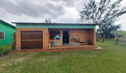 Casa com 3 dormitórios à venda, 134 m² por R$ 240.000,00 - Centro - Balneário Pinhal/RS