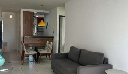 Apartamento mobiliado para locação na Peninsula