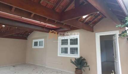 Casa Térrea de 250m² - 3 dorms / 2 suítes - Jardim das Indústrias