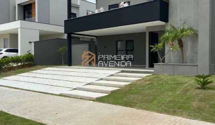 Sobrado de 360m² - 4 suítes/ 1 master - piscina bord. inf. - 4 vagas