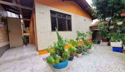 Casa  FLORIANÓPOLIS - SC