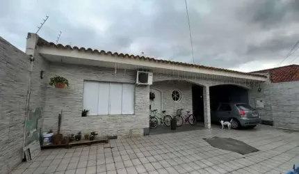 Casa  SÃO JOSÉ - SC