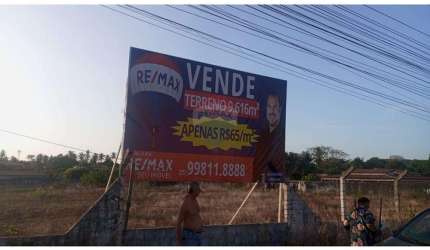 Terreno à Venda