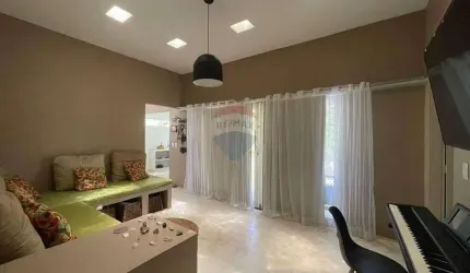 Linda casa com Chalé em  amplo terreno na praia de Guajirú de Itarema