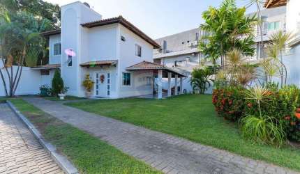 Casa Duplex em Condomínio - 3 suítes com piscina privativa