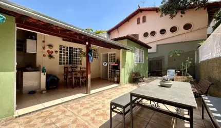 Casa com 3 quartos à venda na Rua Aureliano Lessa, 92, Liberdade, Belo Horizonte por R$ 1.550.000