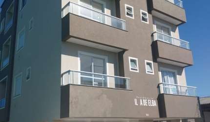 Lindo apartamento semi mobiliado