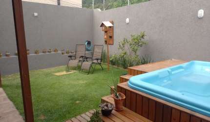 Ótima casa pronta para morar.