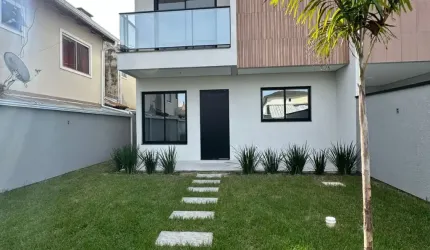 Excelentes sobrados prontos para morar