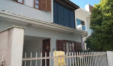 Sobrado 3 dormitórios