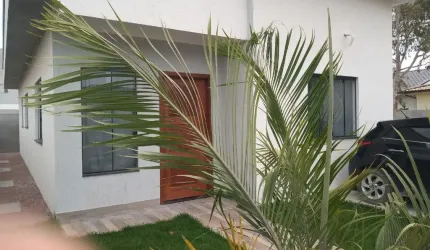 Casa com 3 dormitórios sendo 1 suíte