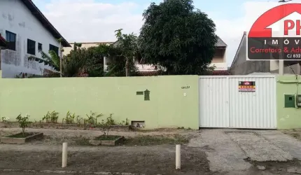 Oportunidade! Excelente casa duplex com 5 quartos e amplo quintal de 360m2