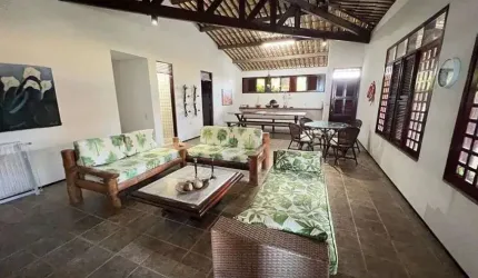 CASA MOBILIADA 500M² COM 6 SUITES em Praia das Fontes - Beberibe - CE