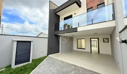 Sobrado à venda no bairro Cruzeiro - São José dos Pinhais/PR