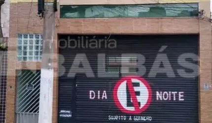 Salão com casa na Vila Carrão!