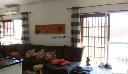 Sobrado com 2 dormitórios à venda, 110 m² por R$ 398.000 - Porto - Pelotas/RS