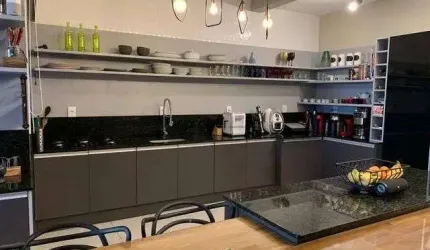 Sobrado com 3 dormitórios à venda, 144 m²- Laranjal - Pelotas/RS